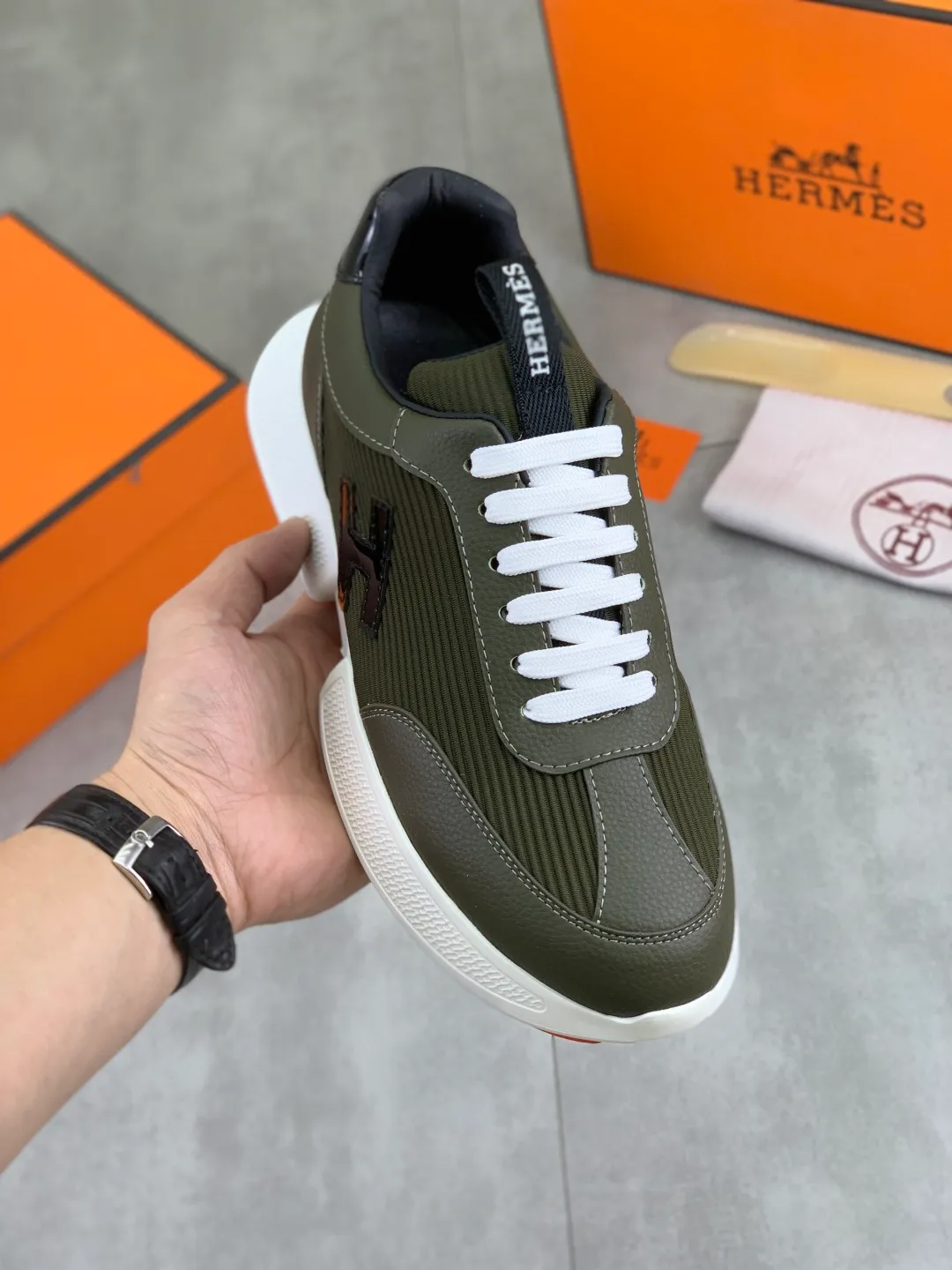 Men's men's shoes P460 new style [HERMES] Hermès - High-end quality original order - Upper: 🔝Nappa calfskin, sewn brand 'H' totem - Inner: water-dyed cowhide - Outsole: ultra-light TPU foam; molded outsole - Ultra-high quality control·Fine workmanship: highlighted (high-end·nobility·grade) -Size: 38-44 (45 can be customized)·